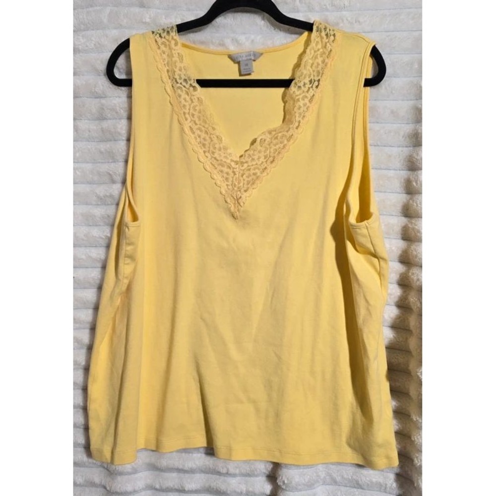 Laura Ashley Yellow Lace Trim V-Neck Tank Top Sleeveless Shirt Plus Size 3X